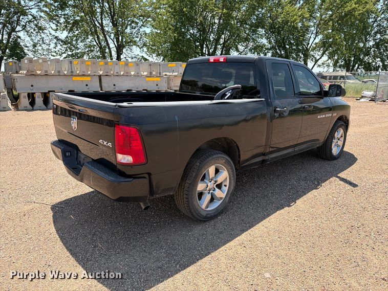 image for item ER1823 2018 RAM 1500 Ext. Cab pickup truck