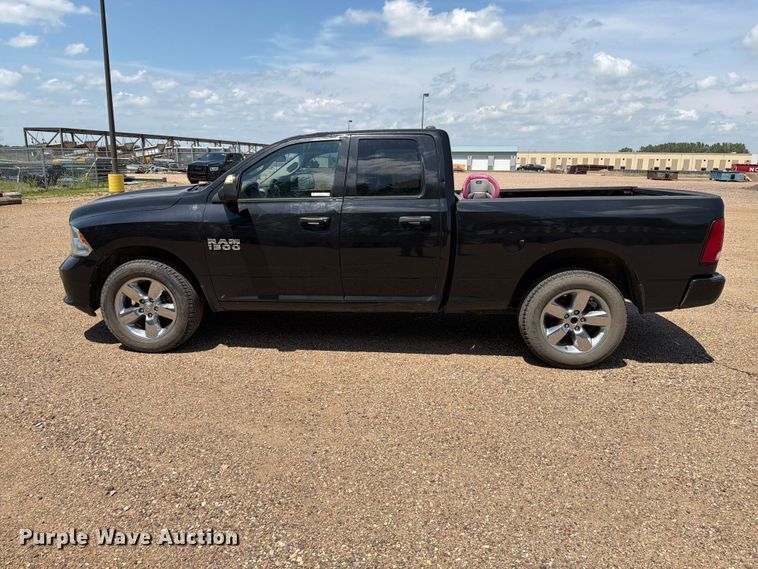 image for item ER1823 2018 RAM 1500 Ext. Cab pickup truck