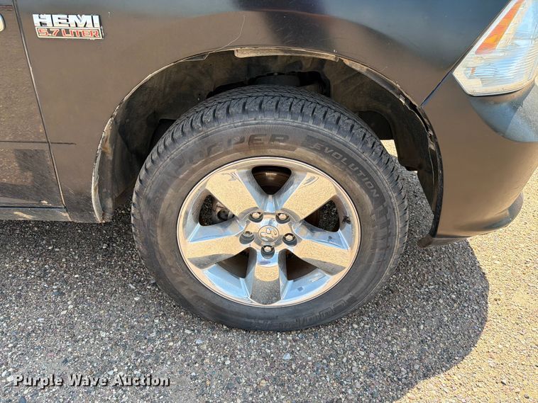 image for item ER1823 2018 RAM 1500 Ext. Cab pickup truck