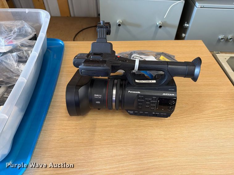 image for item ER1832 Panasonic AG-AC90APJ camera