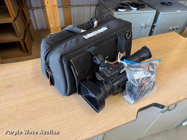 image for item ER1833 Panasonic AG-AC130AP camera