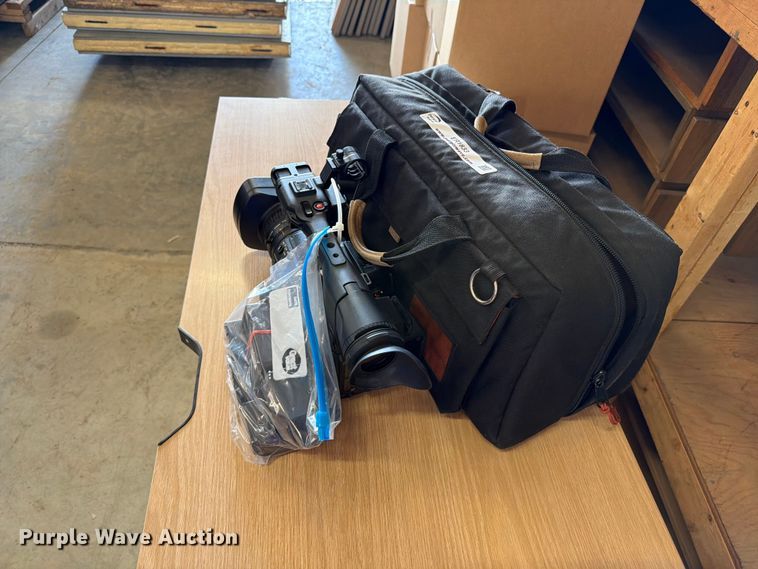 image for item ER1833 Panasonic AG-AC130AP camera