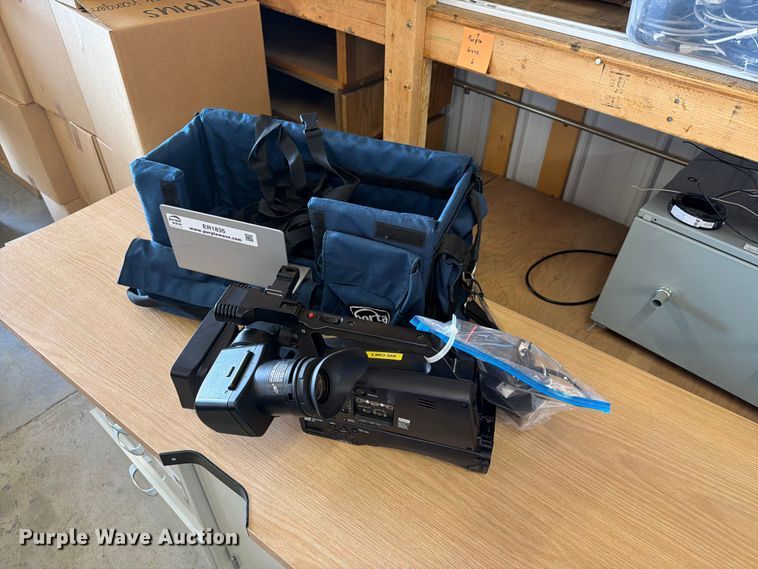 Panasonic AG-HMC80P camera