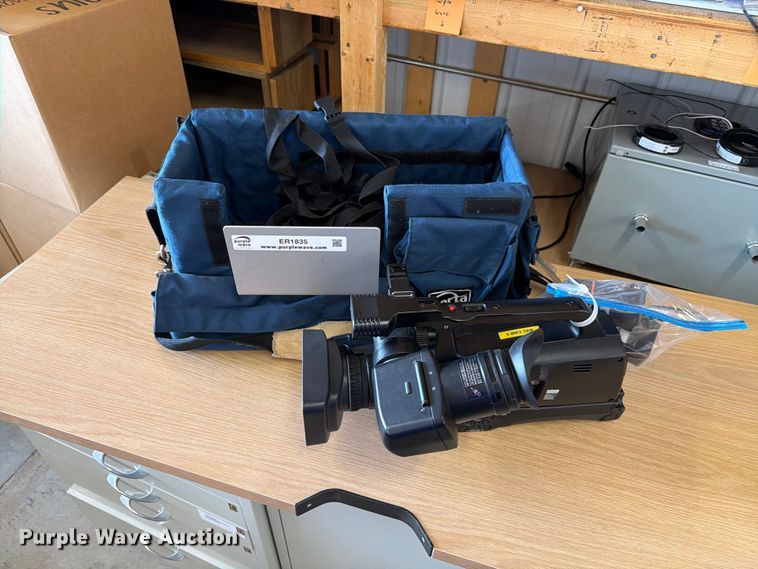 image for item ER1835 Panasonic AG-HMC80P camera