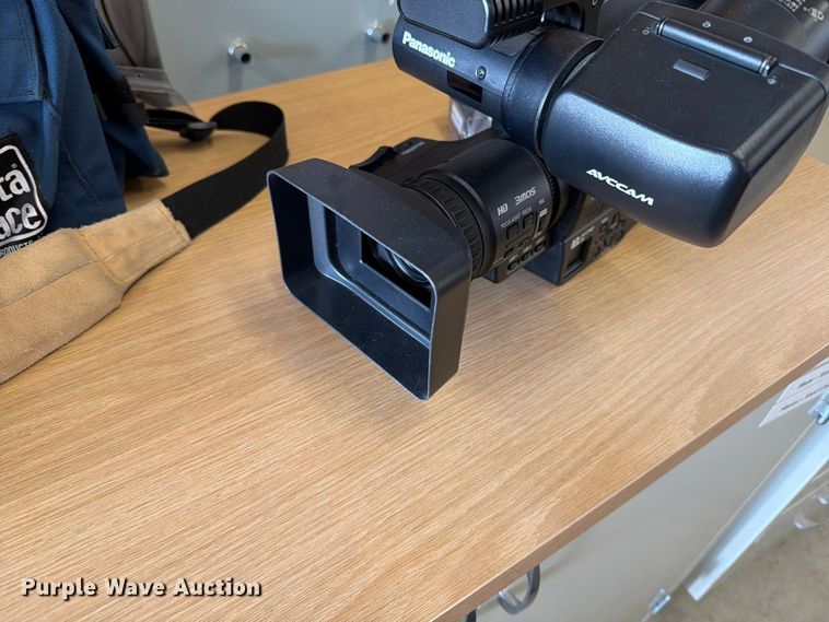image for item ER1835 Panasonic AG-HMC80P camera