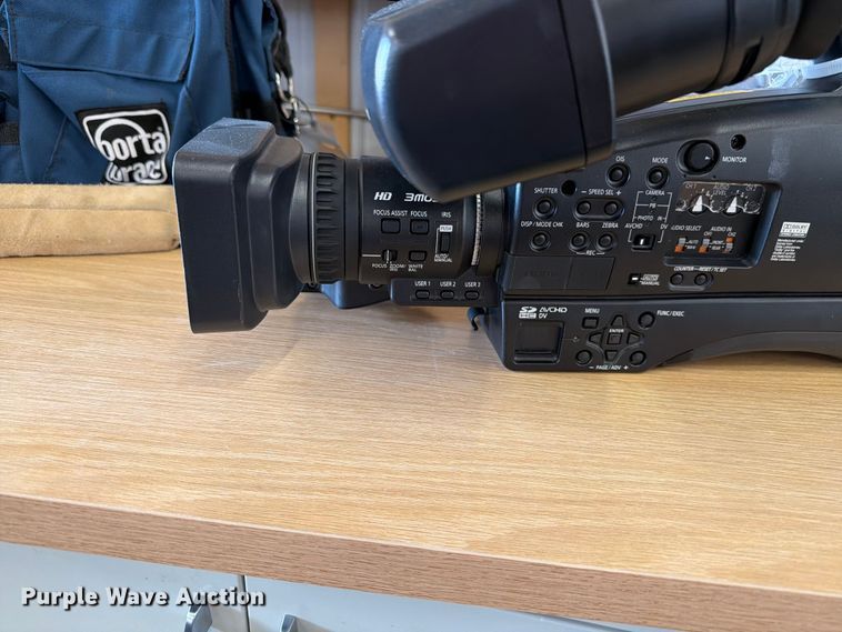 image for item ER1835 Panasonic AG-HMC80P camera