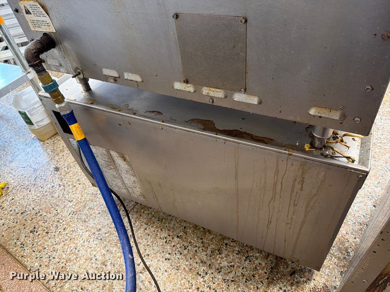image for item ER1838 Keating 36x30FLD grill