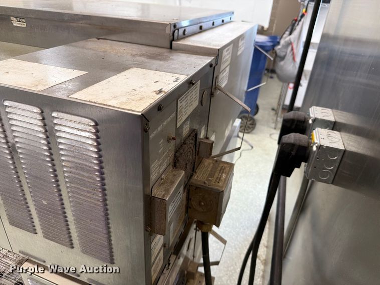 image for item ER1839 (2) Lincoln Impinger 1132-000-U-K1837 pizza ovens