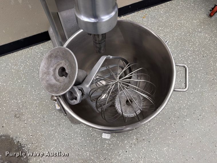 image for item ER1842 Hobart H600DT mixer