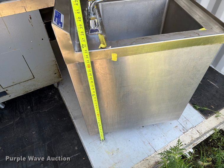 image for item ER1847 Universal wash station