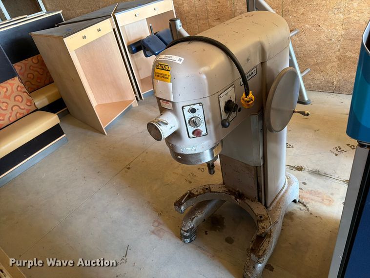 image for item ER1849 Hobart L-800 mixer