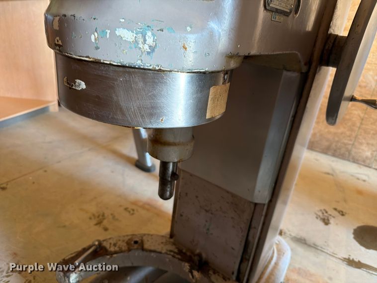 image for item ER1849 Hobart L-800 mixer