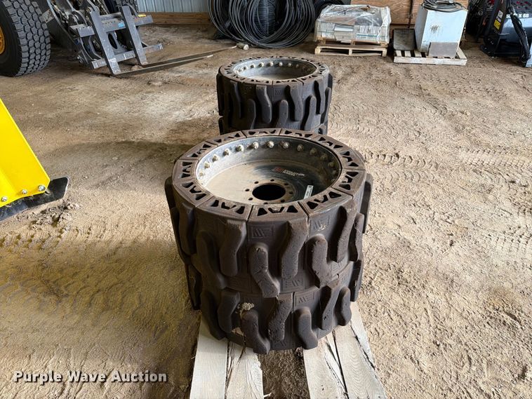 image for item ER1857 Evolution Wheel 14x17.5 skid steer tires