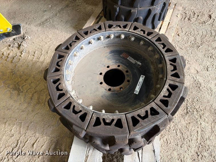 image for item ER1857 Evolution Wheel 14x17.5 skid steer tires