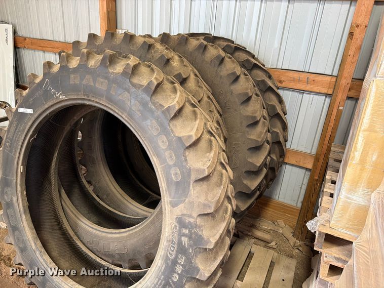 image for item ER1858 Firestone Radial 9000 tires
