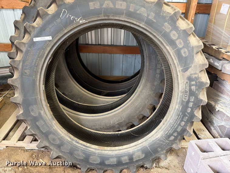 image for item ER1858 Firestone Radial 9000 tires
