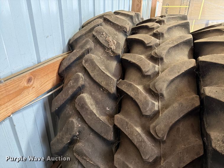 image for item ER1858 Firestone Radial 9000 tires