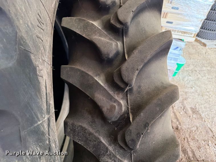 image for item ER1858 Firestone Radial 9000 tires