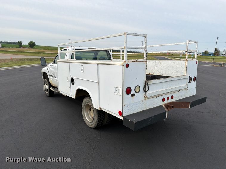 image for item ER1860 1999 Dodge Ram 3500 utility bed pickup truck