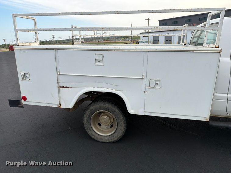 image for item ER1860 1999 Dodge Ram 3500 utility bed pickup truck