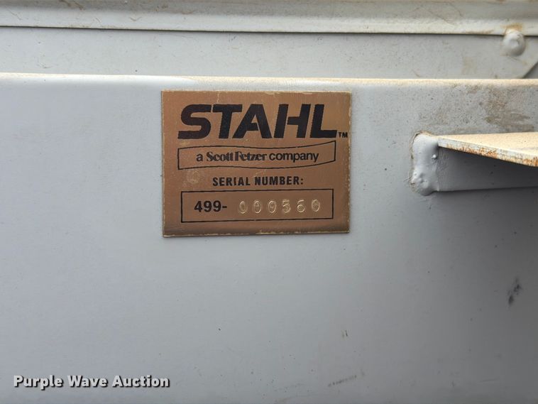 image for item ER1860 1999 Dodge Ram 3500 utility bed pickup truck