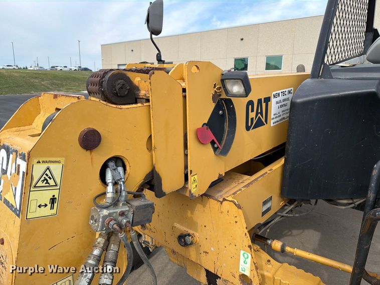image for item ER1861 2005 Caterpillar TH350B telehandler