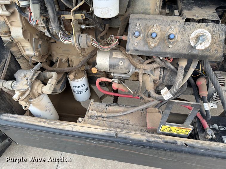 image for item ER1861 2005 Caterpillar TH350B telehandler