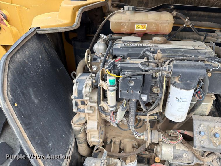 image for item ER1861 2005 Caterpillar TH350B telehandler