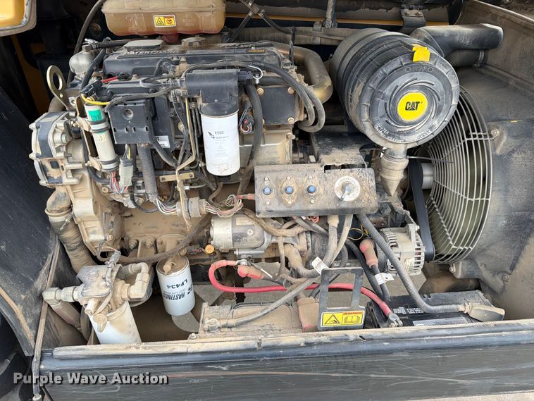 image for item ER1861 2005 Caterpillar TH350B telehandler