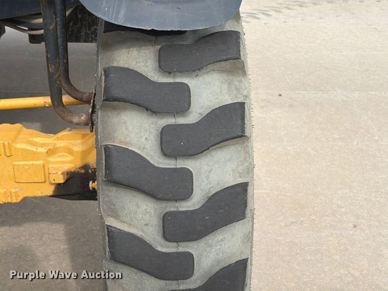 image for item ER1861 2005 Caterpillar TH350B telehandler