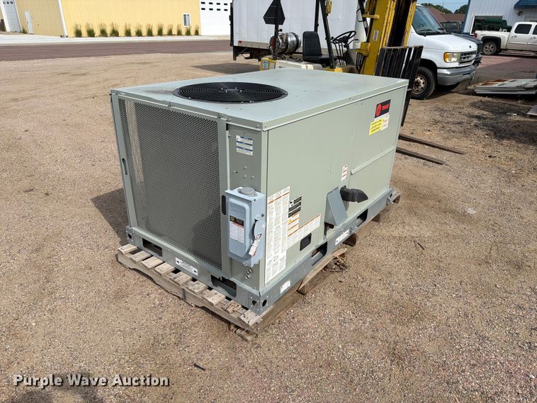 image for item ER1864 2021 Trane GBC048A3EMB04000000000000000000000000000 forced air furnace
