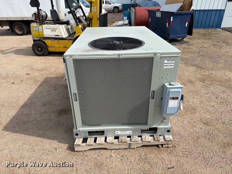 image for item ER1864 2021 Trane GBC048A3EMB04000000000000000000000000000 forced air furnace