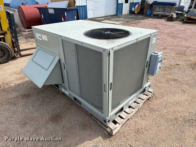 image for item ER1864 2021 Trane GBC048A3EMB04000000000000000000000000000 forced air furnace