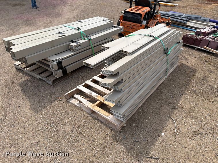 image for item ER1865 Vinyl fence