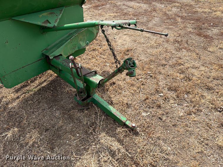 image for item ER1869 John Deere N manure spreader