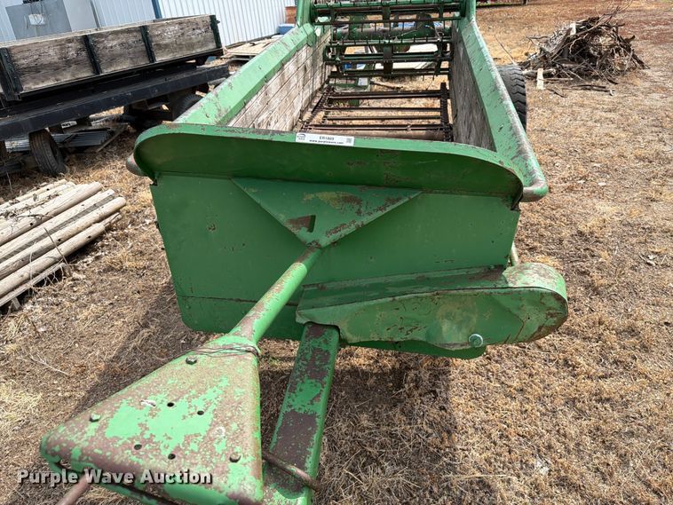 image for item ER1869 John Deere N manure spreader