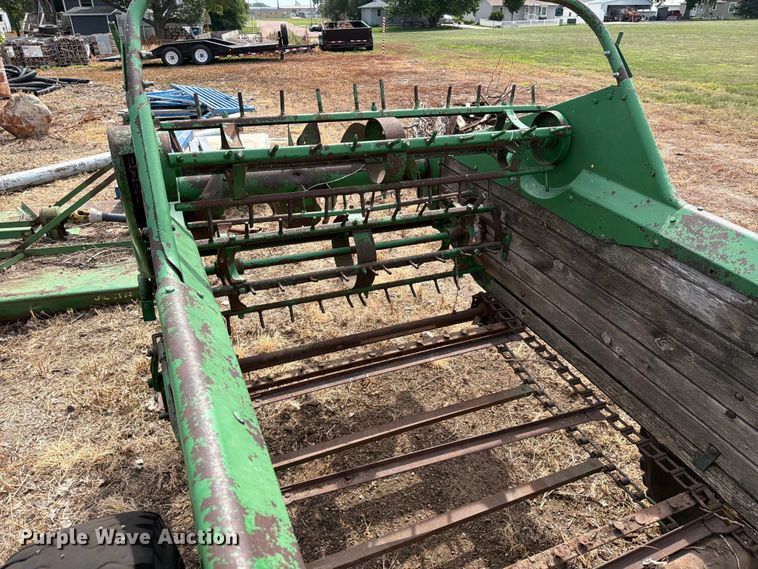image for item ER1869 John Deere N manure spreader