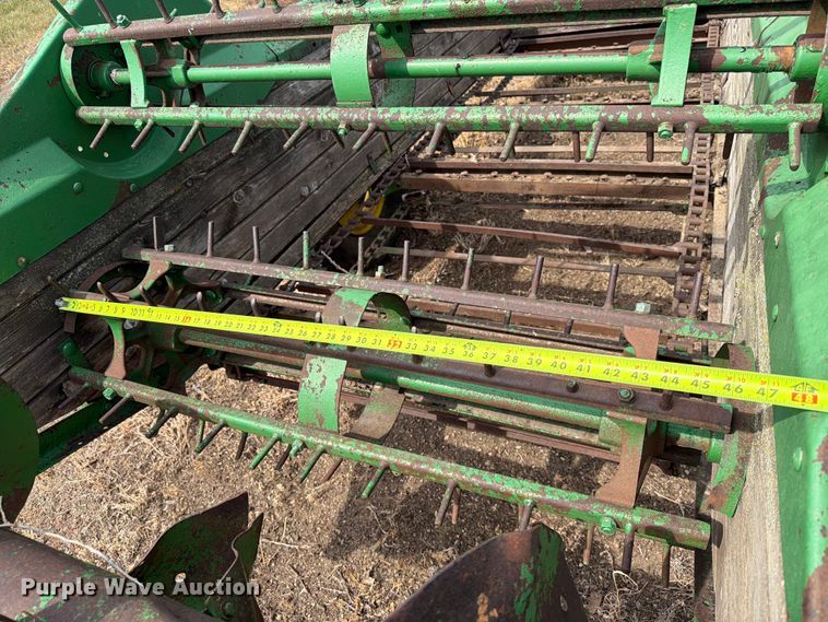 image for item ER1869 John Deere N manure spreader