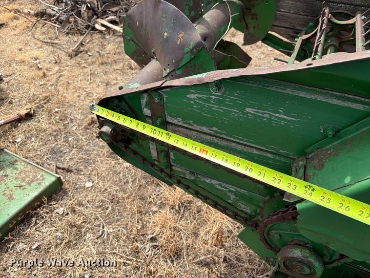 image for item ER1869 John Deere N manure spreader