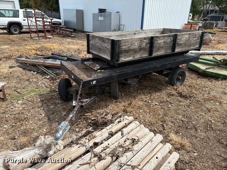 image for item ER1869 John Deere N manure spreader