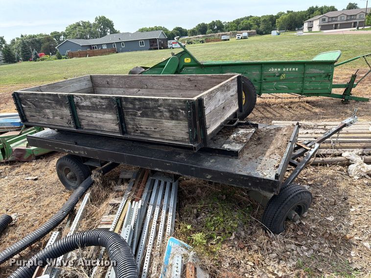 image for item ER1869 John Deere N manure spreader