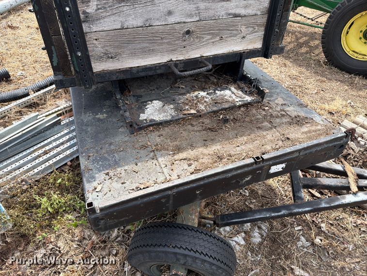 image for item ER1869 John Deere N manure spreader