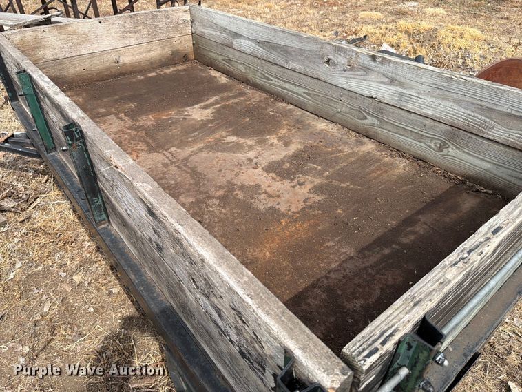 image for item ER1869 John Deere N manure spreader