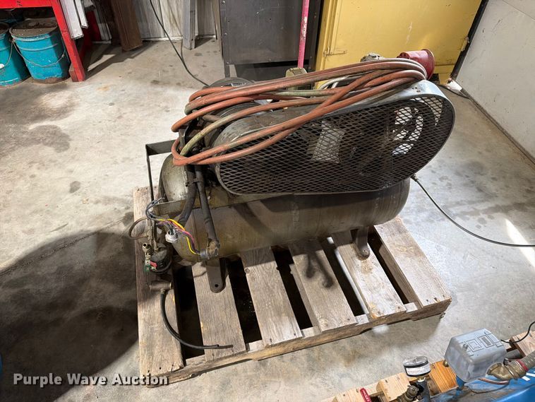 image for item ER1871 (2) air compressors