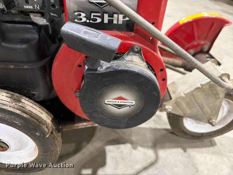 image for item ER1877 Lawn equipment