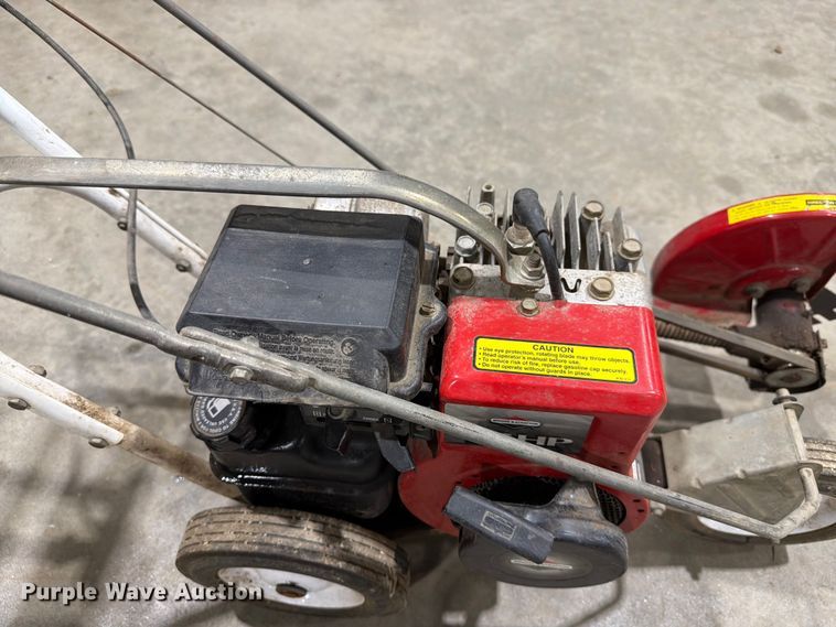 image for item ER1877 Lawn equipment