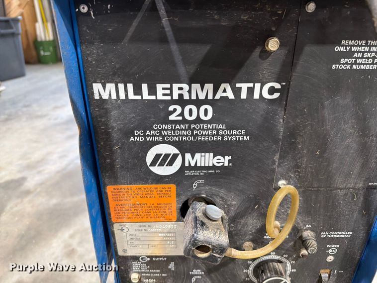 image for item ER1879 Miller Millermatic 200 welder