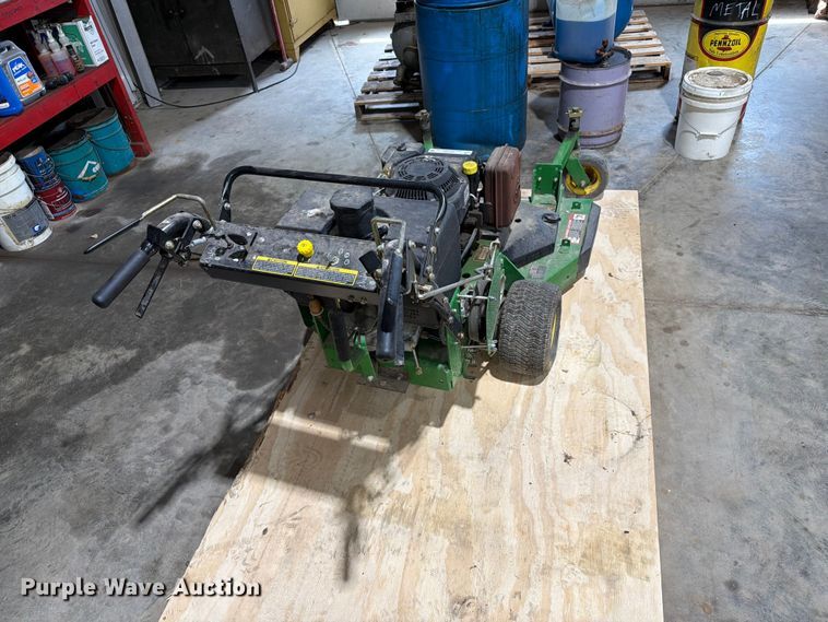 image for item ER1880 John Deere GS30 push mower