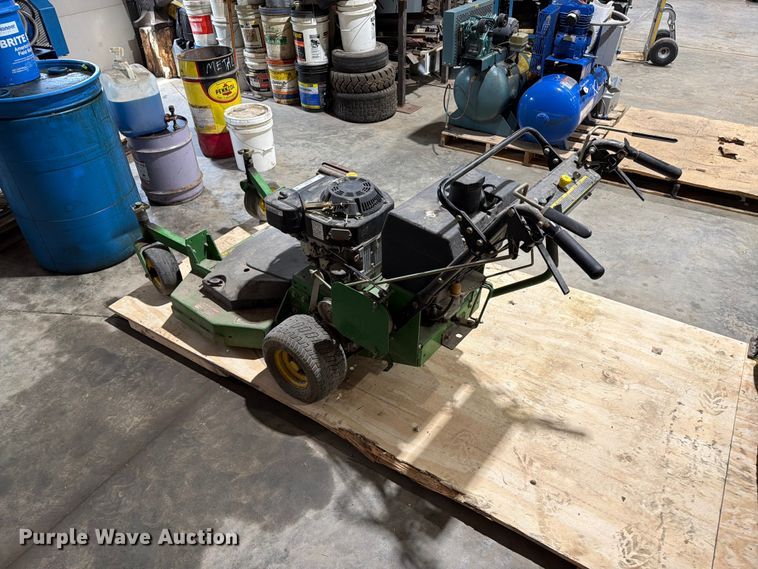 image for item ER1880 John Deere GS30 push mower