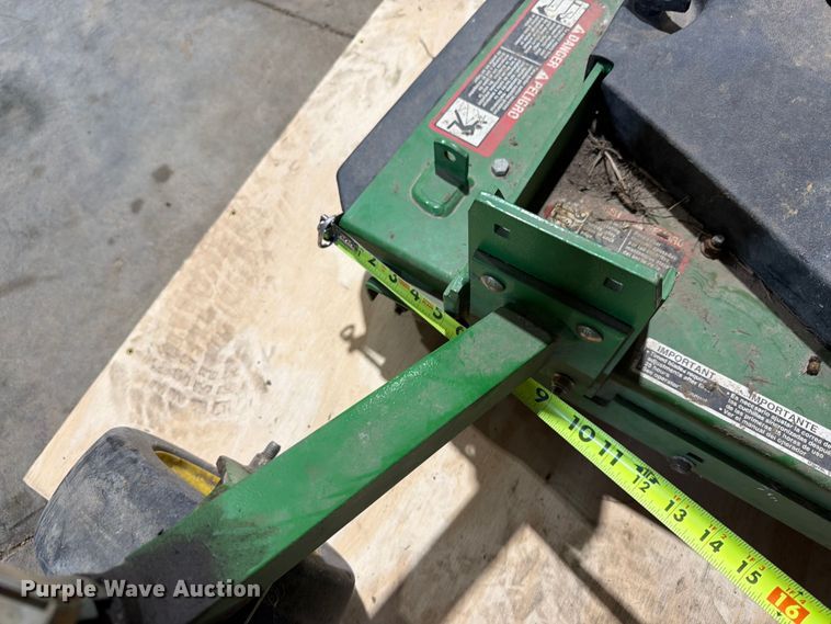 image for item ER1880 John Deere GS30 push mower